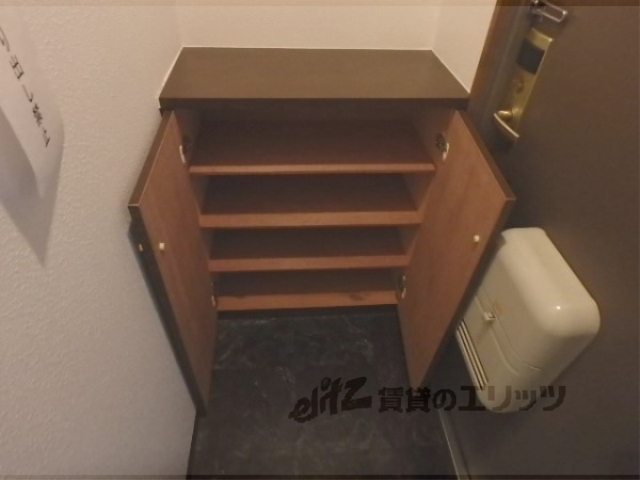 収納　下駄箱