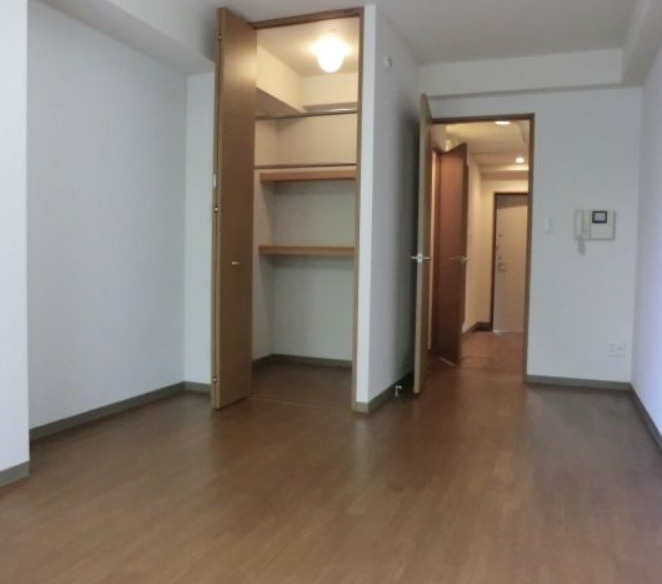 玄関　画像は別部屋のものです。現況と相違がある場合、現況優先。