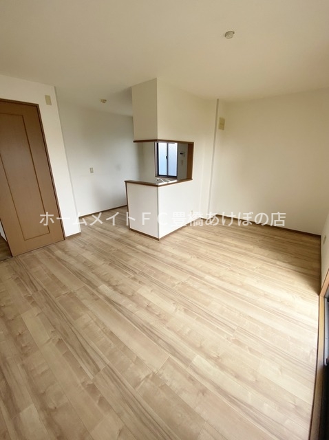 居室・リビング　同型別部屋写真