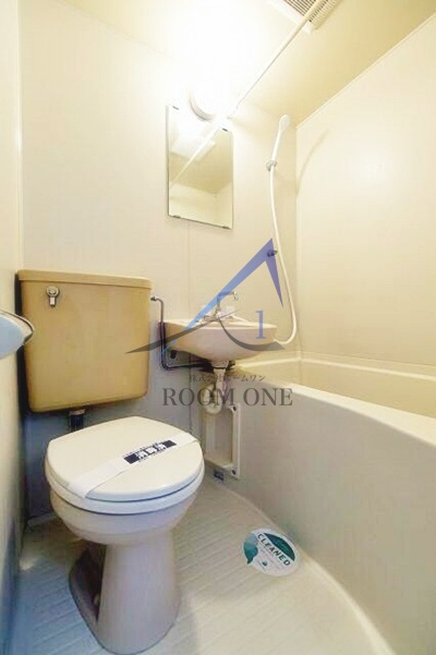 バス・シャワールーム　お風呂です。