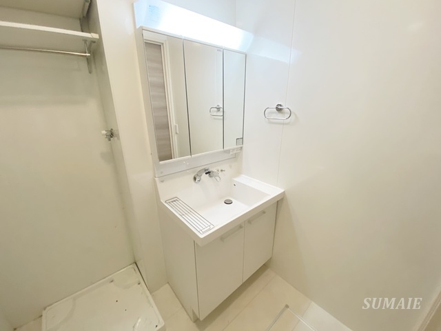 洗面設備　独立洗面台です☆