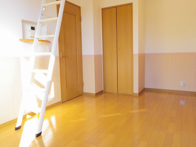 居室・リビング　収納つき！