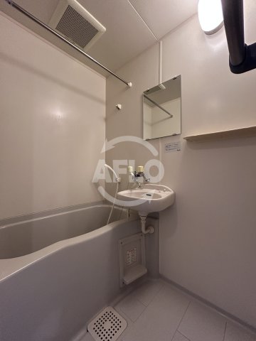 バス・シャワールーム　STUDENTピアレゾン　浴室