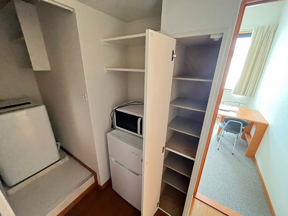 収納　※別部屋の写真です