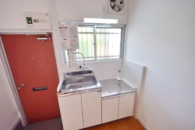 キッチン　★２口ガスコンロ設置可★