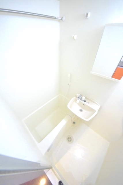 バス・シャワールーム　浴室