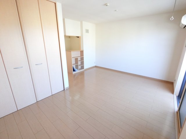 その他　＊洋室の写真です。