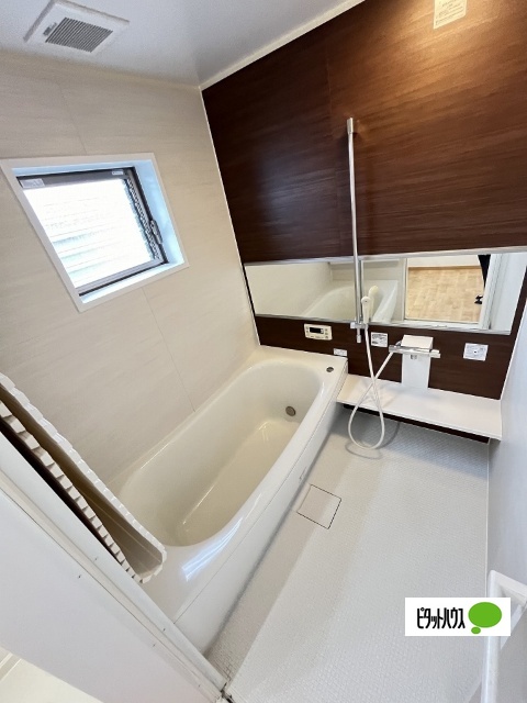 バス・シャワールーム　同一タイプ