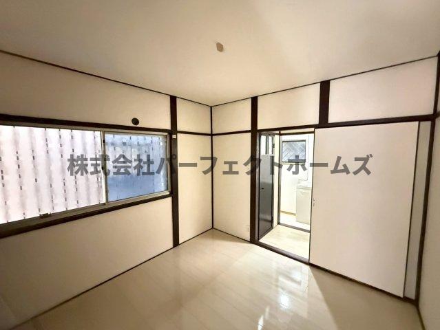 居室・リビング　スタンダードな洋室です