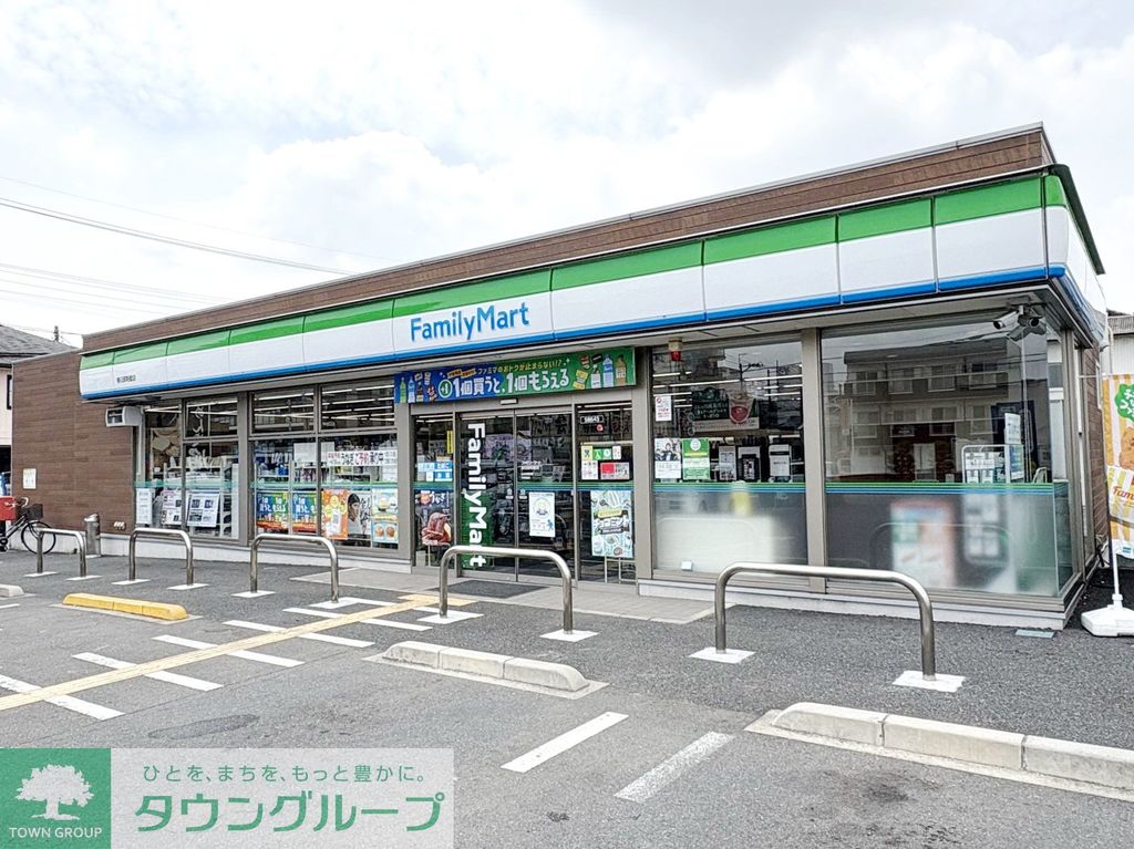 コンビニ　ファミリーマート春日部粕壁（コンビニ）まで390m