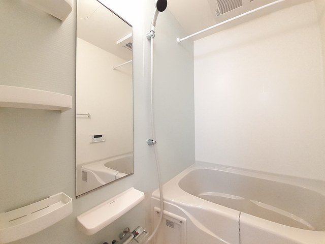 バス・シャワールーム　お風呂です