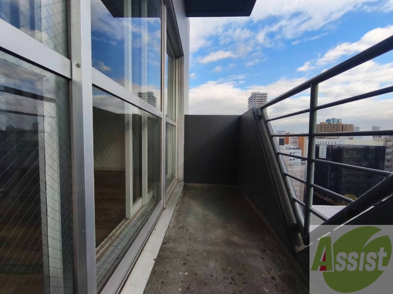 バルコニー　バルコニーが付いていますので一息ついてみてはいかがですか。