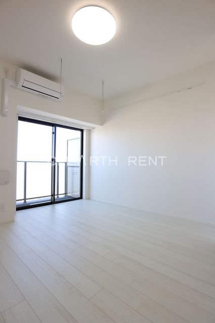 居室・リビング　駅徒歩2分！敷金0！快適アクセス/弊社のみご紹介可能です！