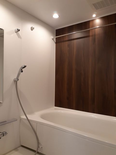 バス・シャワールーム