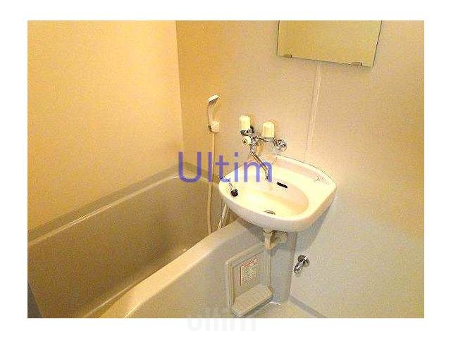 洗面設備　他の部屋の写真です