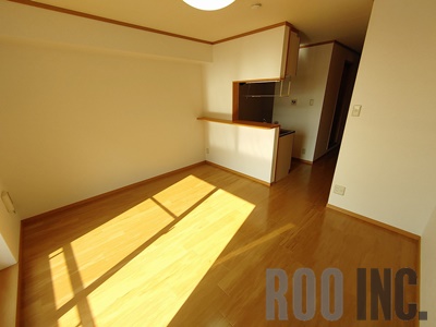 居室・リビング　写真は反転のお部屋です