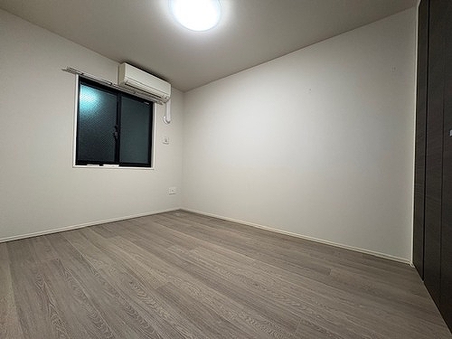 その他　洋室【内装前】