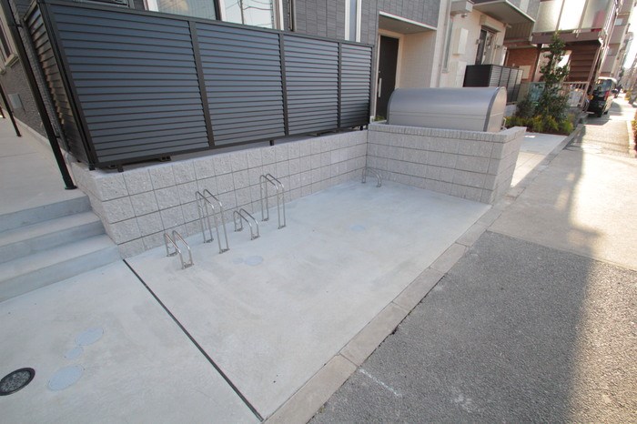 駐車場　駐輪場です