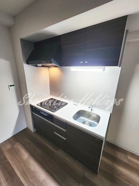 キッチン　コンパクトなキッチンで掃除もラクラク