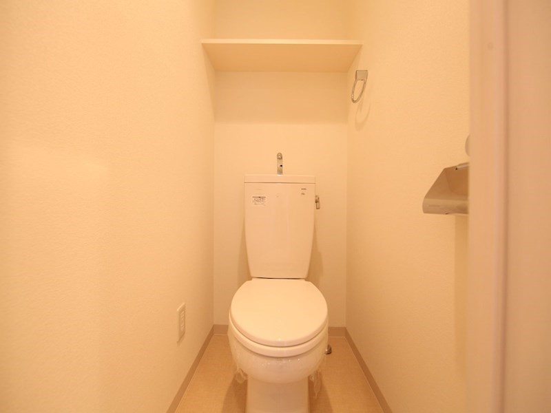 トイレ　トイレ　温水洗浄暖房便座取り付け可