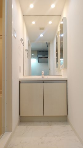 洗面設備　※参考写真