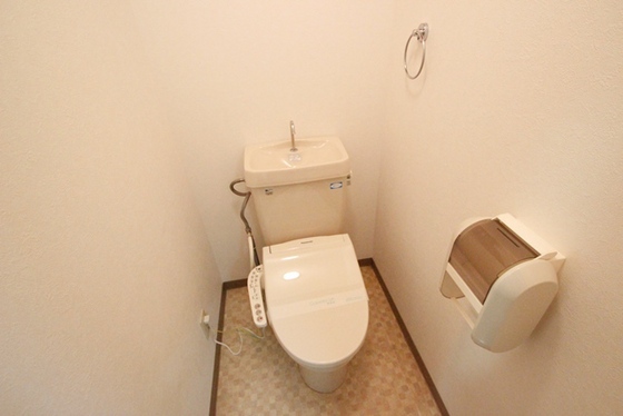 トイレ　※別部屋の写真です