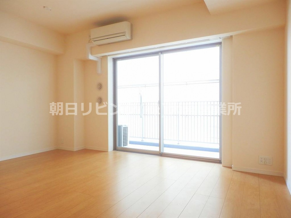 居室・リビング　同タイプ別室