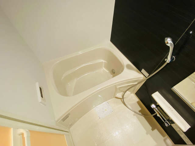 バス・シャワールーム　追い焚きと浴室乾燥付です