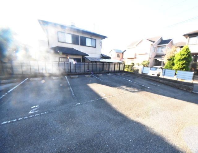 駐車場　★★広々駐車場★★