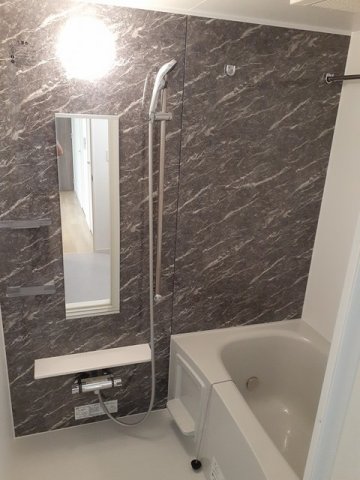 バス・シャワールーム　お風呂です