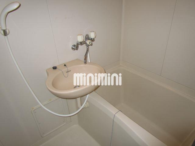 バス・シャワールーム　綺麗な浴室です