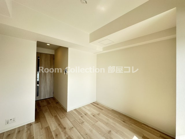 居室・リビング　※同物件他部屋写真　反転場合有　現状優先