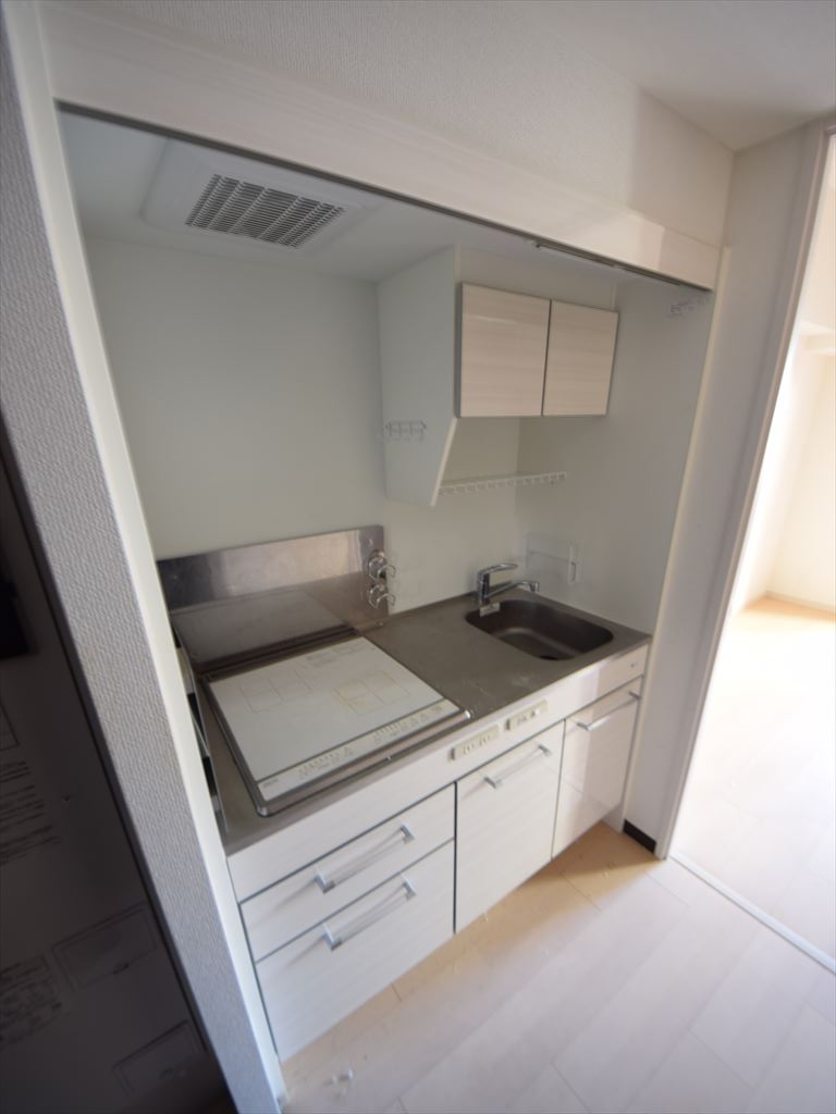 キッチン　エグゼ難波南　システムキッチン