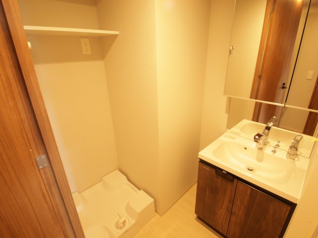 洗面設備　※別号室の参考写真、現況優先※