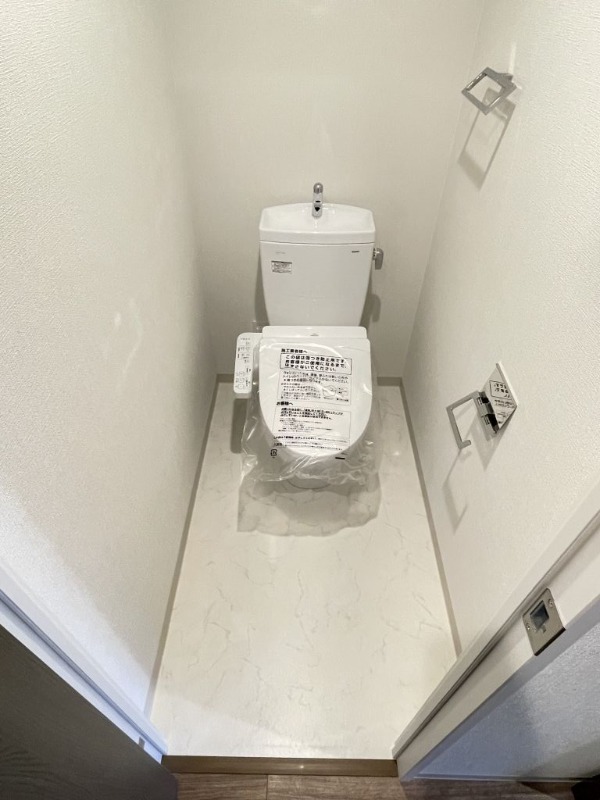 阪急箕面線 牧落駅 徒歩22分 2階建 築2年のトイレ写真