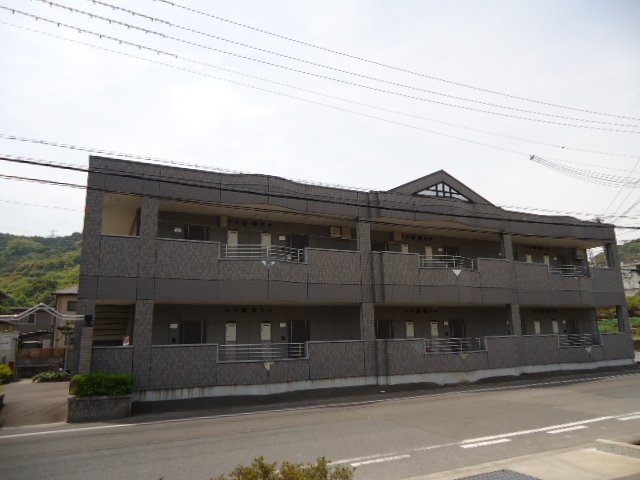 ロビー　外観写真（昼）