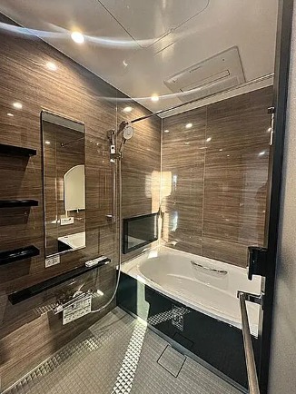 バス・シャワールーム　別部屋参考写真