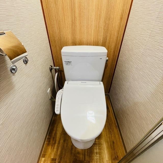 トイレ　トイレ