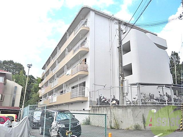 建物外観　吹田市佐井寺「メゾン新千里」