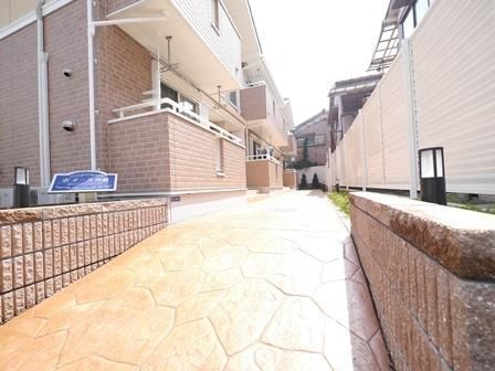 エントランス　★オシャレな正面入り口★