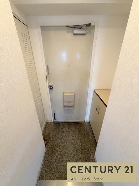 玄関　★収納たっぷり★