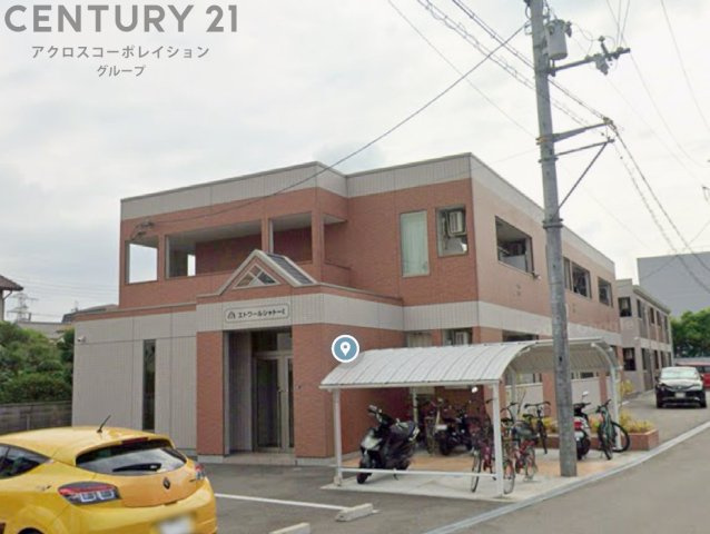 建物外観　敷地内に駐車場あります！