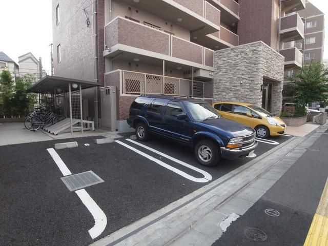 駐車場　★敷地内駐車場★