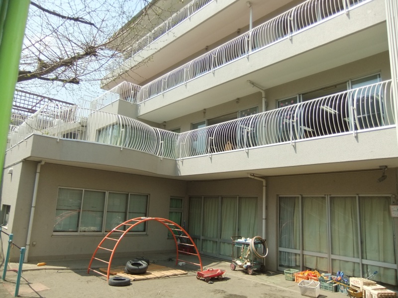 幼稚園・保育園　明石町保育園（幼稚園・保育園）まで305m