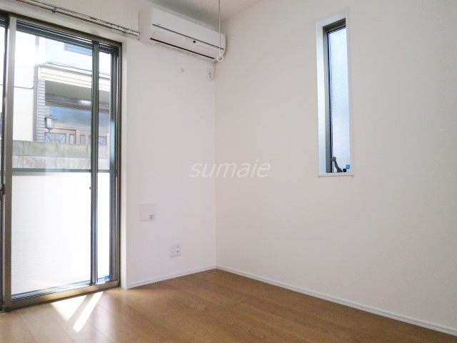 居室・リビング　角部屋です☆