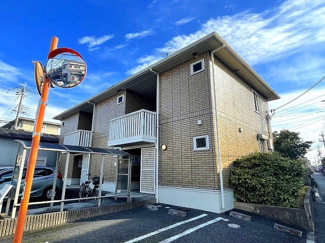 建物外観　キレイな外観です。
