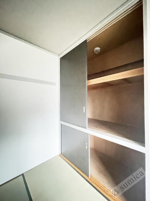 収納　たくさん荷物が収納できる押入れもあります♪♪