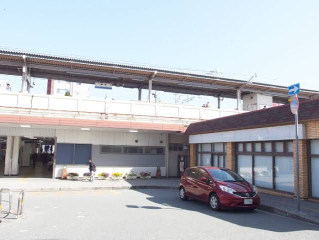 コンビニ　セブンイレブンハートインJR垂水駅西口店（コンビニ）まで422m
