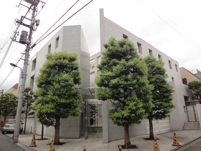 建物外観　おしゃれな外観