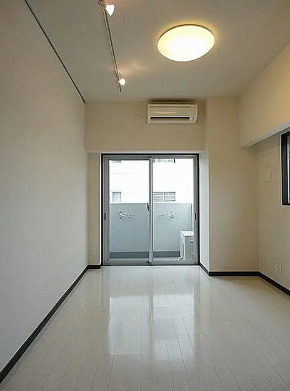 居室・リビング　別タイプ部屋　参考写真です